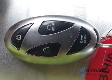 2024 Hyundai Elantra Sel z USA, uszkodzony, nr VIN KMHLM4DG1RU644284